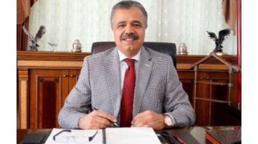 Uluslararası &Uuml;niversiteler Konseyi Başkanı Prof. Dr. Orhan Hikmet Azizoğlu: