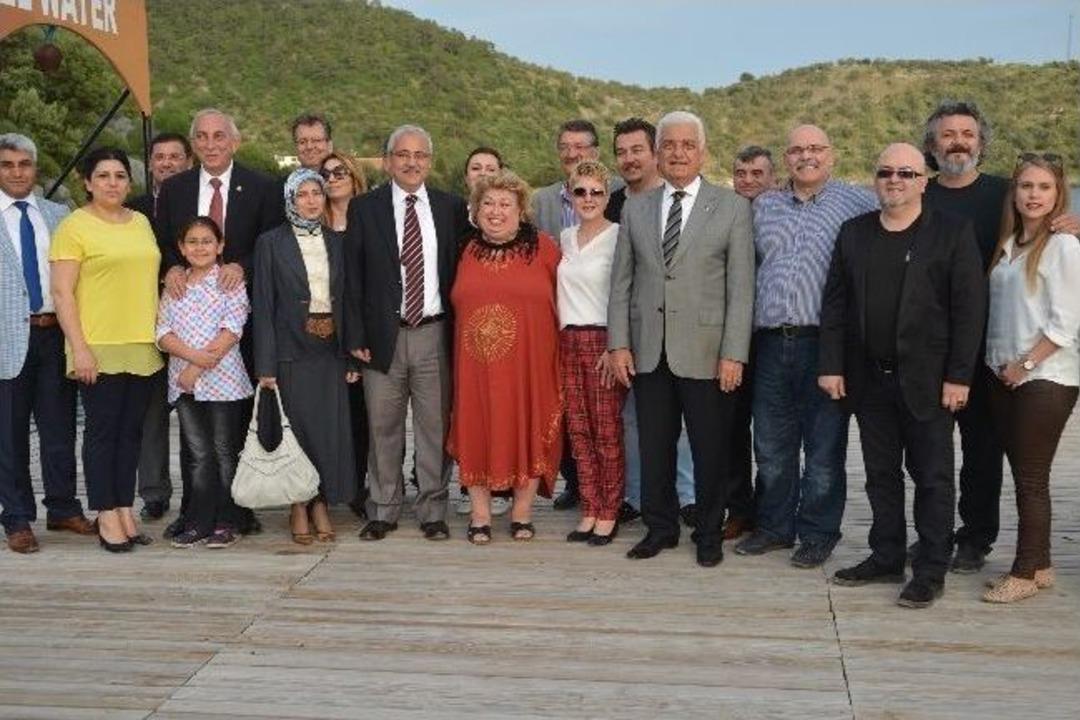 K&ouml;yde Sinema Galası