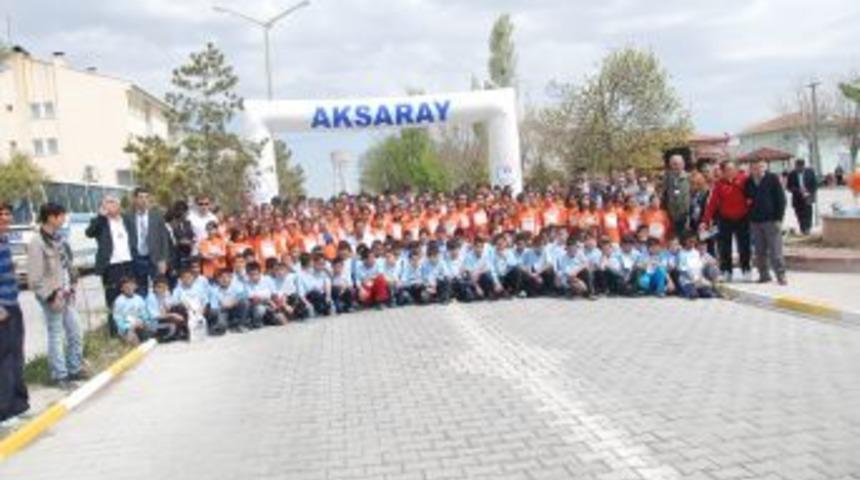 Aksaray'da Atletizm Yarışmasını Yoğun İlgi