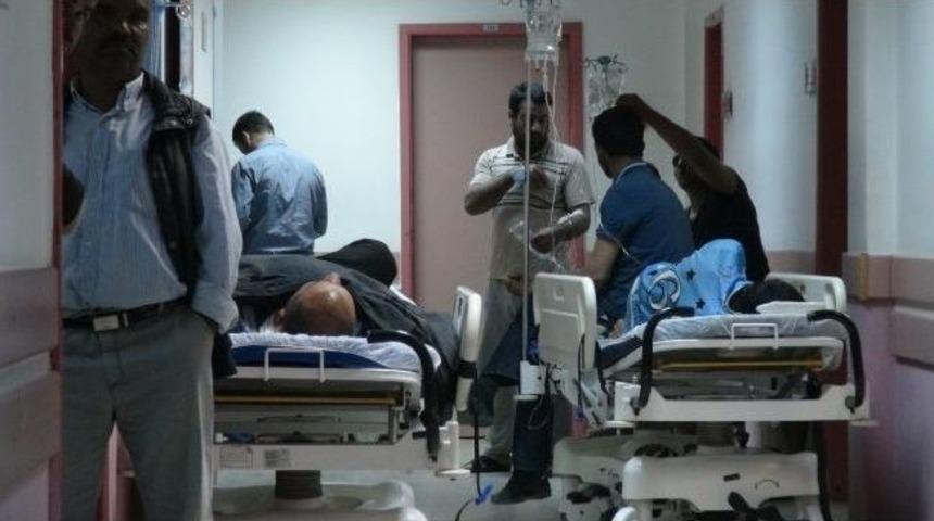 Fethiye'de 68 Alış Veriş Merkezi &Ccedil;alışanı Yedikleri Yemekten Zehirlendi