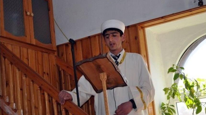 Adilcevaz'da G&uuml;zel Hutbe Okuma Yarışması