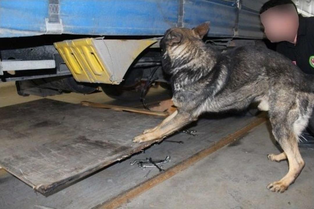 Kapıkule'de Hava T&uuml;plerinin İ&ccedil;erisinde 61 Kilo Eroin Ele Ge&ccedil;irildi