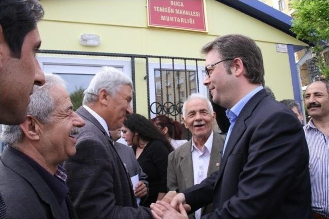 Buca'da Başkan Piriştina'dan Muhtarlara 5 Ofis Birden