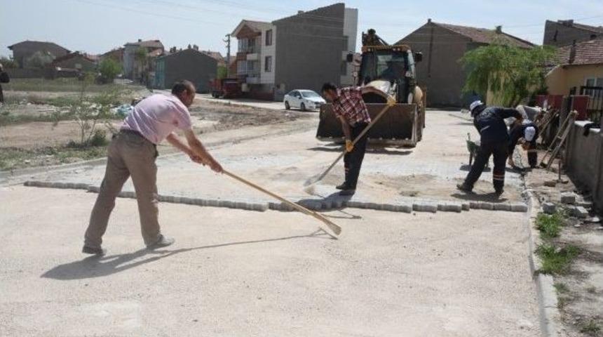 71 Evler&rsquo;de Yol Yapım &Ccedil;alışmaları Devam Ediyor