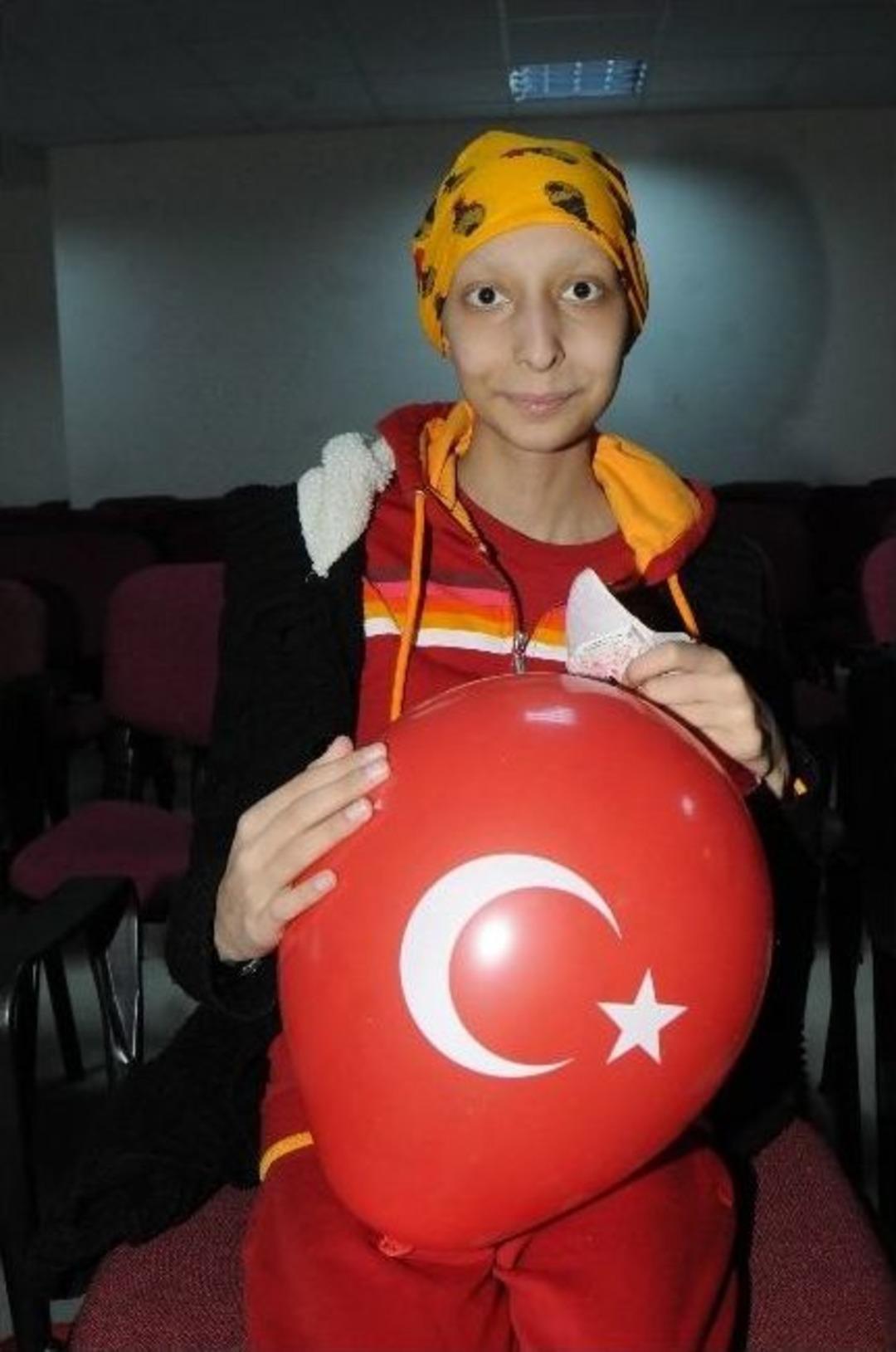 L&ouml;semili &Ccedil;ocukların 23 Nisan Coşkusu