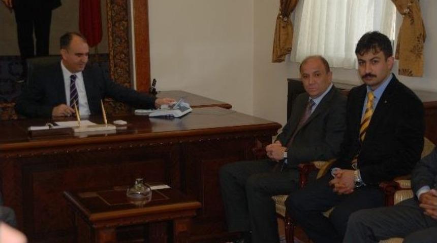 Ak Parti Meclis &Uuml;yelerinden Vali &Ouml;zkan'a Ziyaret