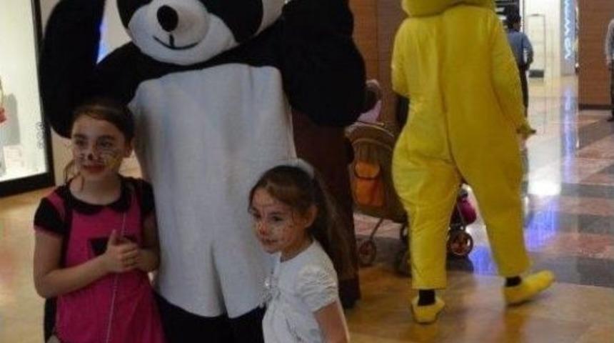 &Ccedil;ocuklar Bayram Coşkusunu Şanlıurfa Piazza&rsquo;da Yaşadı