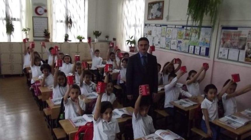 &Ouml;ğrenciler, Kitap İ&ccedil;in Kumbarada Para Biriktirdi