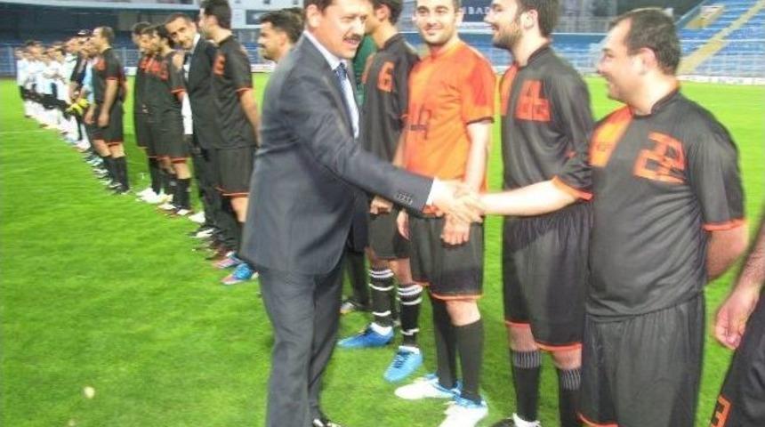 Geleneksel İhsan Eroğul Futbol Turnuvası Başladı