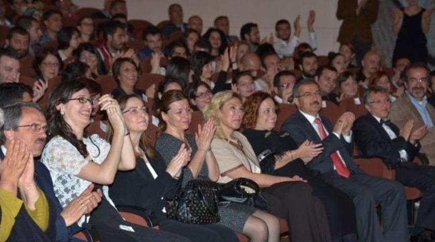 Sel&ccedil;uk'ta 2. Dilek Sabancı Tiyatro Festivali Başladı