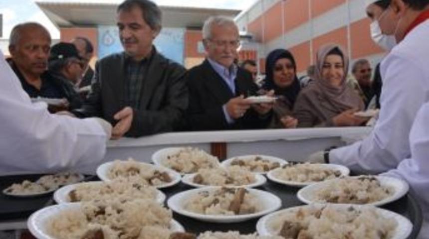 Erzurum&rsquo;da 3 Bin Porsiyon Etli Pilav Dağıtılacak