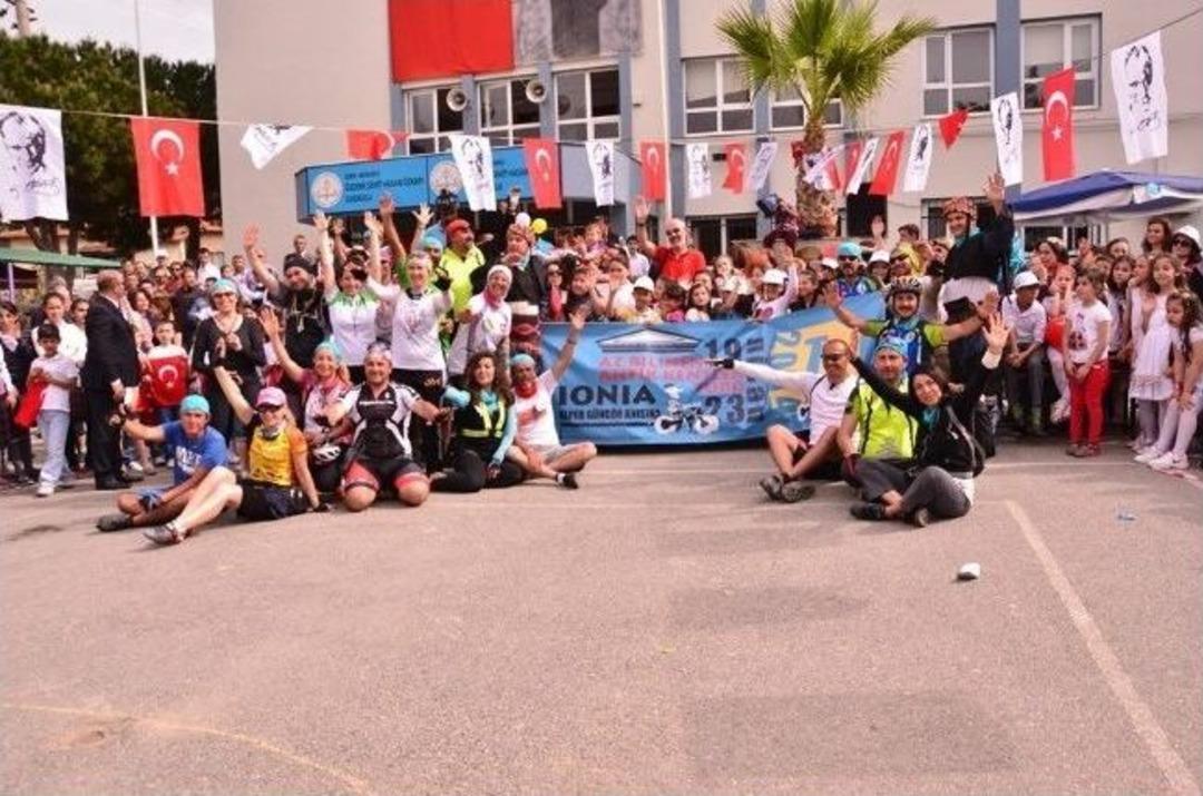 Az Bilinen Antik Kentler Bisiklet Turu&rlm; Başarıyla Tamamlandı