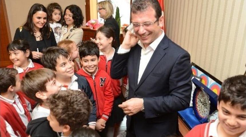 Oğlunun Soruları, Başkan İmamoğlu'nu Terletti