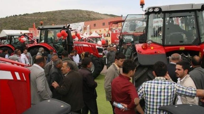 Yozgat Tarım Farından En &Ccedil;ok İlgiyi Trakt&ouml;rler &Ccedil;ekiyor