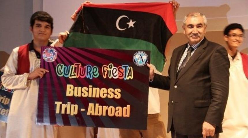 &Uuml;lke Tanıtım Yarışının Birincileri Libyalı &Ouml;ğrenciler Oldu