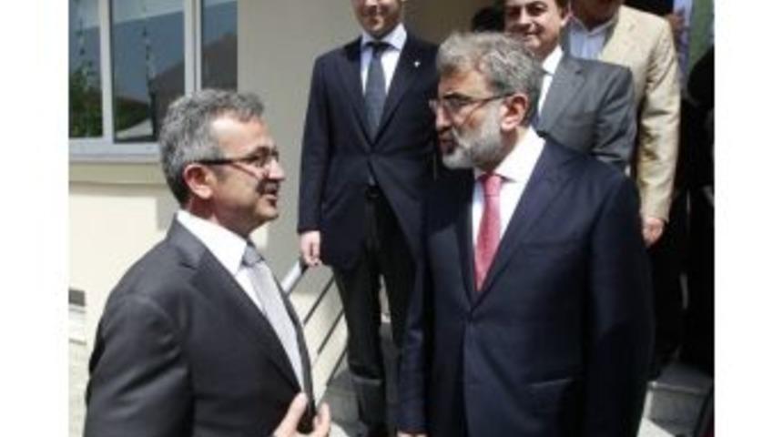 Bakan Yıldız&rsquo;dan Gebze Belediye Başkanı K&ouml;şker&rsquo;e Tebrik