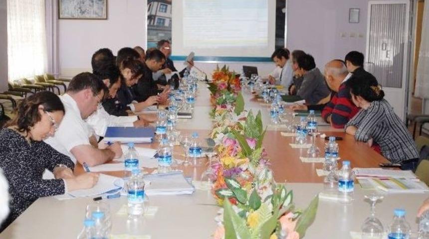 Bolvadin'de G&ouml;llerin Acil Eylem Kurtarma Planı Toplantısı