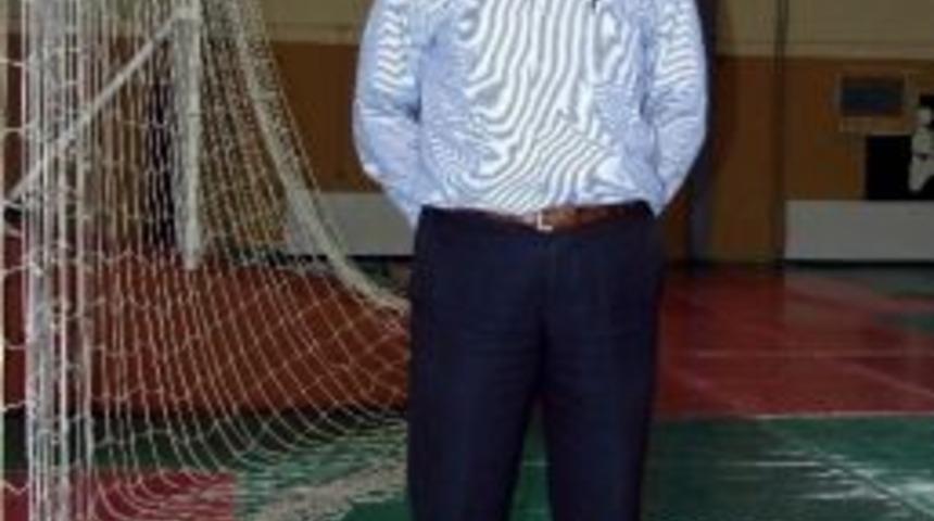 36 Yıldır Kul&uuml;p Başkanlığı Yapıyor