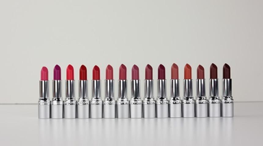 Avon 3D Dolgunlaştırıcı Ruj - Edit&ouml;r&uuml;n Yorumu