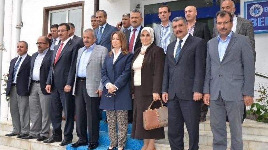 Milletvekilleri Ve Ak Parti Heyetinden Başkan Selahattin G&uuml;rkan'a Ziyaret