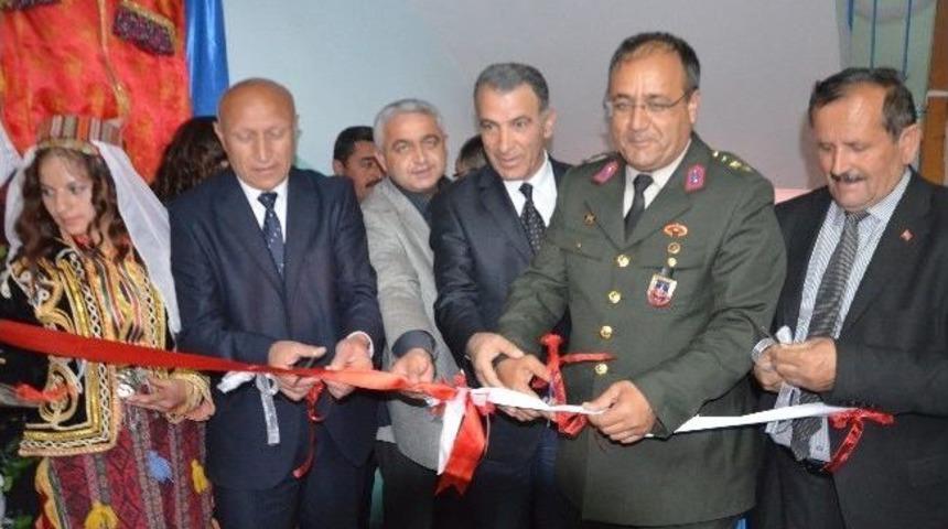 Halk Eğitim Merkezi Yıl Sonu Sergisi A&ccedil;tı