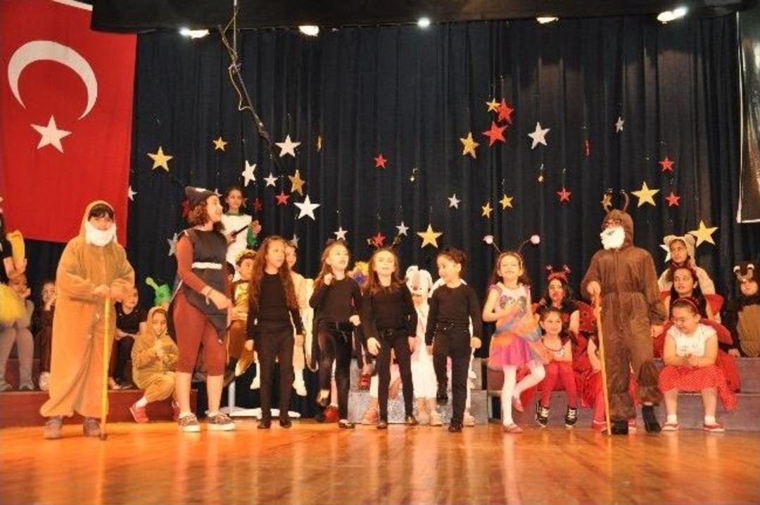 Nazilli Belediyesi &Ccedil;ocuk Tiyatro Topluluğu Sahne Aldı
