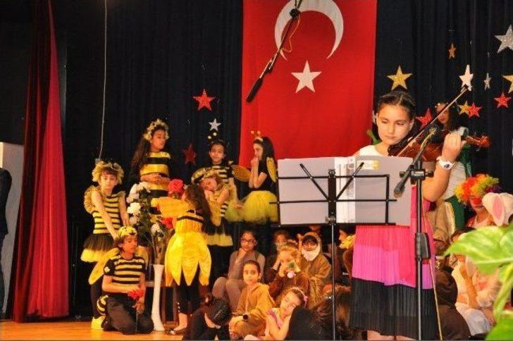 Nazilli Belediyesi Çocuk Tiyatro Topluluğu Sahne Aldı G1