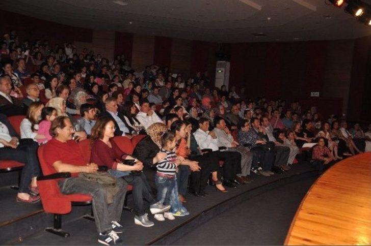 Nazilli Belediyesi Çocuk Tiyatro Topluluğu Sahne Aldı G3