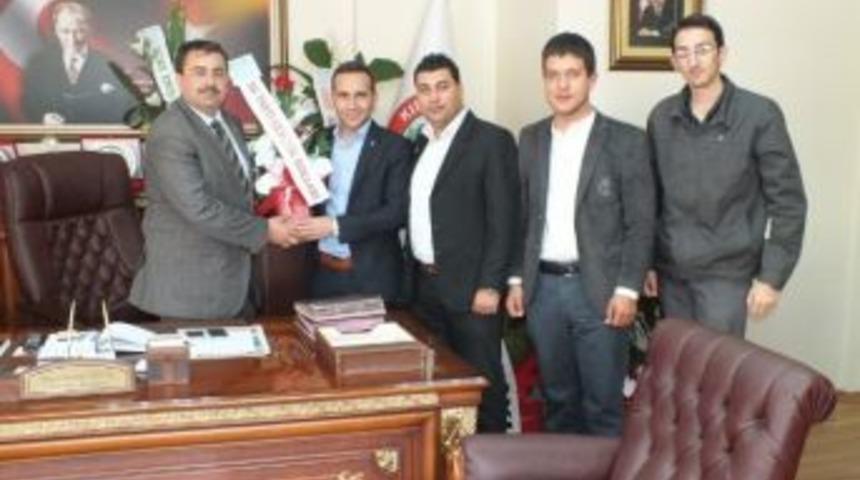 Ak Gen&ccedil;ler'den Başkanlara Ziyaret