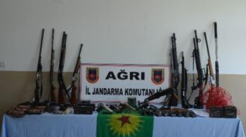 Ağrı'da 5 Pkk'lı Tutuklandı