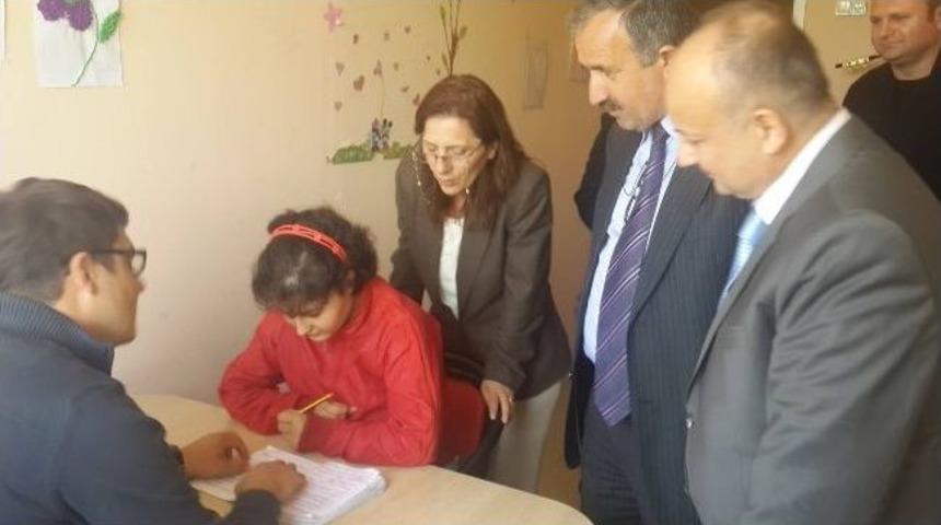 Hayrabolu M&uuml;ft&uuml;l&uuml;ğ&uuml; Personeli Rehabilitasyon Merkezini Ziyaret Etti