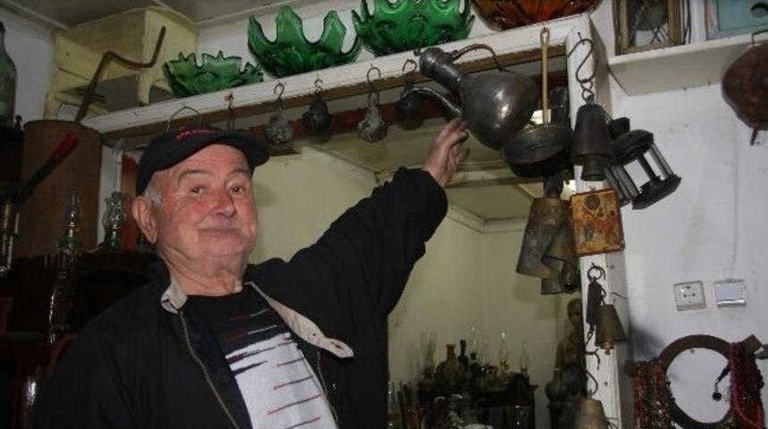 200 Yıllık İbrikleri &Ccedil;aldılar