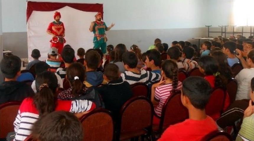 S&ouml;ke Belediyesi &Ouml;ğrencileri Tiyatro İle Buluşturdu