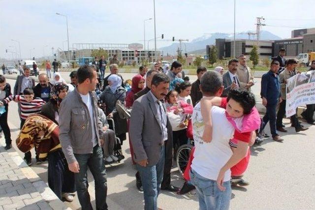 Sspe Hastaları Ve Yakınları Ankara’ya Yürüyor