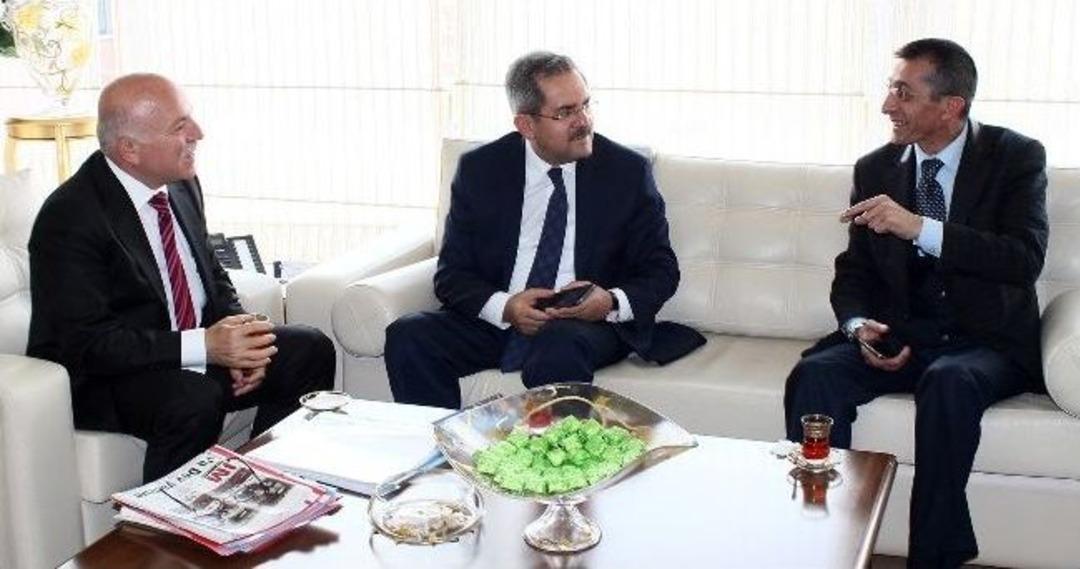 Milletvekili &Uuml;n&uuml;var'dan Başkan Sekmen'e Ziyaret