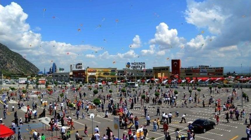 S&ouml;ke&rsquo;de Geleneksel U&ccedil;urtma Şenliği 9. Kez Yapıldı