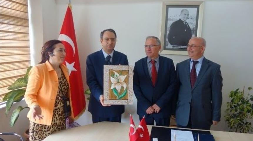 &Ccedil;erkezk&ouml;y Bulgaristan&rsquo;dan Gelen &Ouml;ğrencileri Ağırladı