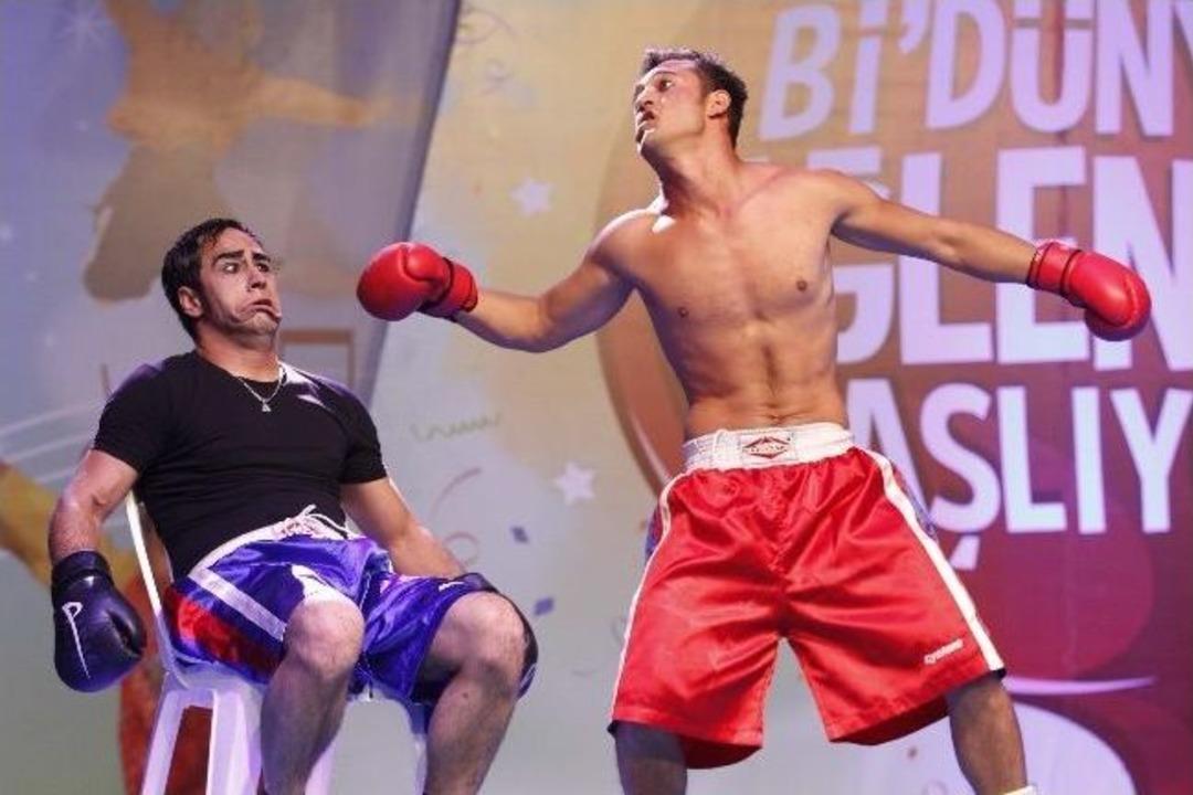 23 Nisan Fuarında Katılımcılar İlizyon G&ouml;sterisine Hayran Kaldı