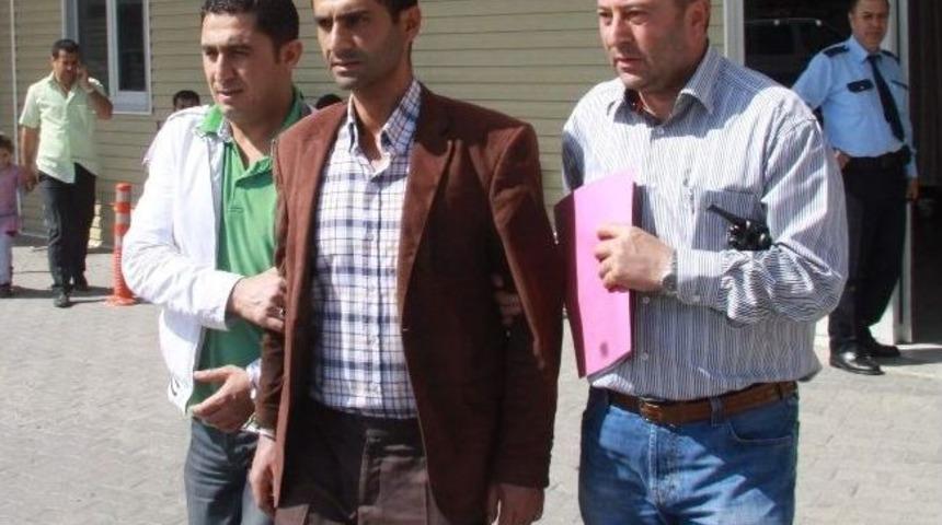 Boğazı Kesilerek Öldürülen Genç Kadının Eşi Adliyeye Sevk Edildi