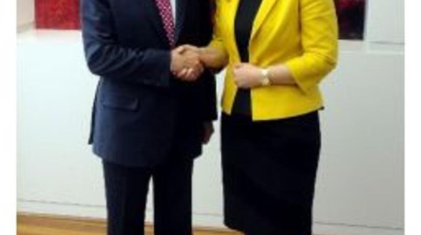 Chp Genel Başkanı Kılı&ccedil;daroğlu, Nezaket Atasoy'u Kabul Etti