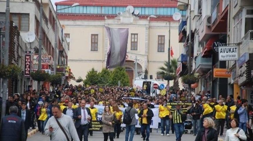 Sinop'ta N&uuml;kleer Karşıtı Miting