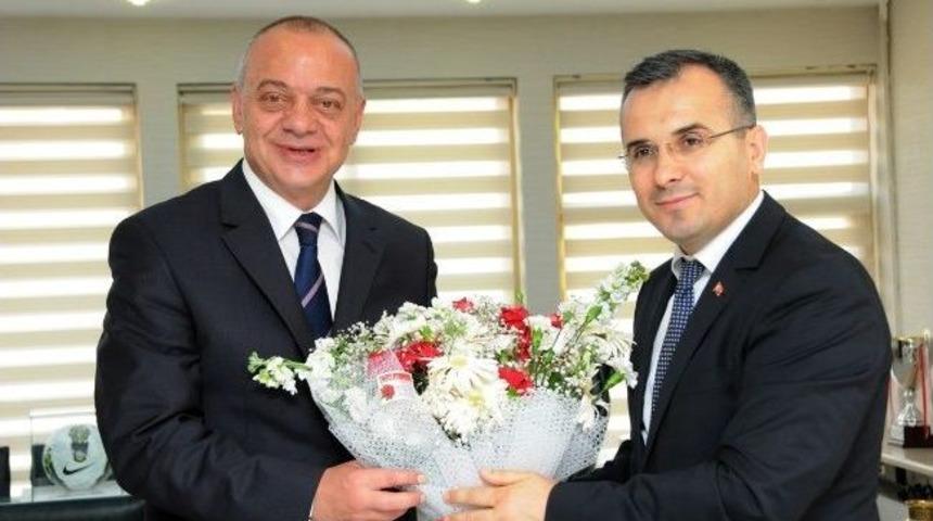 &Ccedil;akan&rsquo;dan Erg&uuml;n&rsquo;e Tebrik Ziyareti