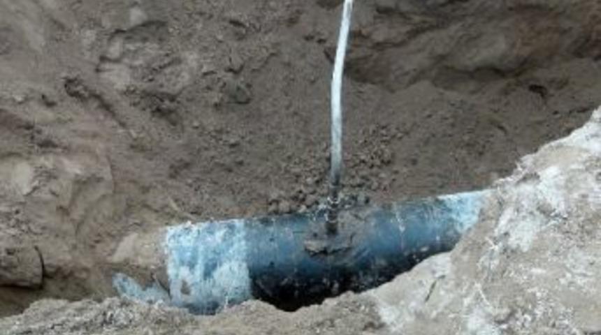 Ham Petrol Hırsızı Tutuklandı