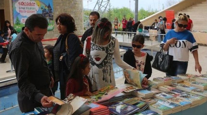 Eskişehir&rsquo;de &Ccedil;ocuk Kitapları Ve K&uuml;lt&uuml;r G&uuml;nleri Etkinliği