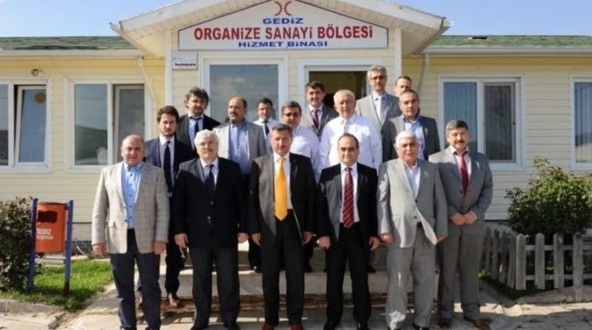 Vali Şerif Yılmaz, Gediz Osb M&uuml;teşebbis Heyet Toplantısına Başkanlık Etti