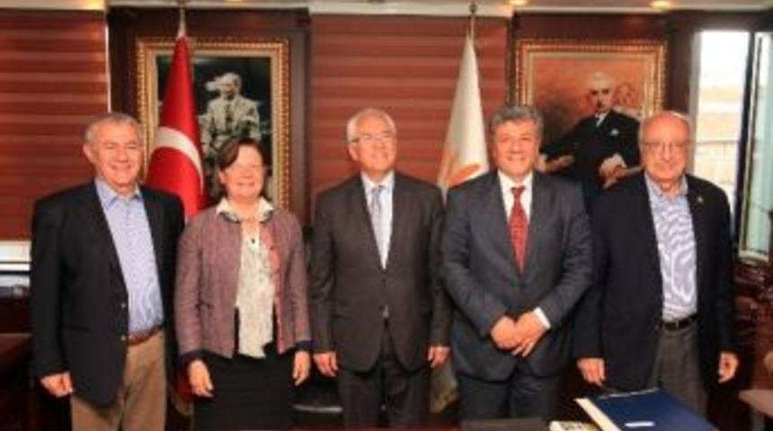 Chpli Vekiller Karabağlar'da