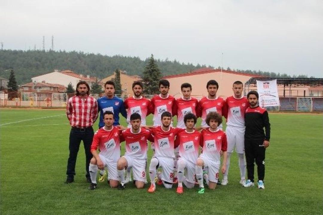 Futbol Ma&ccedil;ında Alışılmadık Protesto