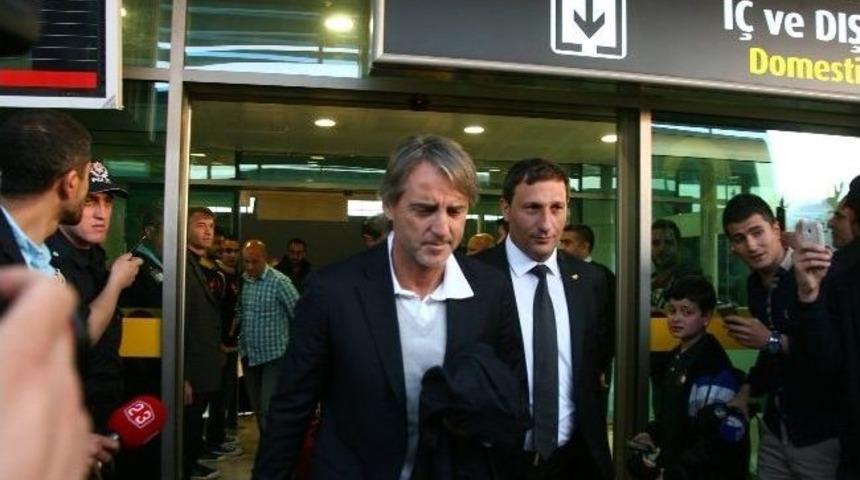 Galatasaray Kafilesi Elazığ&rsquo;a Geldi