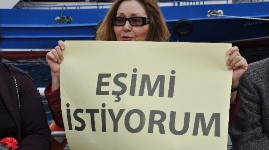 Vardıya Bizde Platformu'ndan Boğazda &lsquo;sessiz &Ccedil;ığlık&rsquo; Eylemi