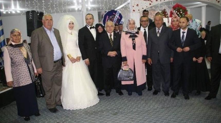 Tbmm Başkanı &Ccedil;i&ccedil;ek&rsquo;in Mutlu G&uuml;n&uuml;